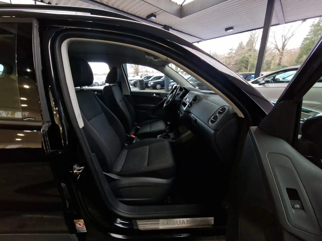 Volkswagen Tiguan – Bild 17