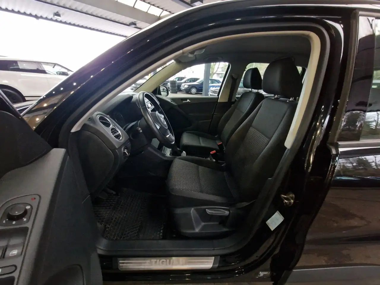 Volkswagen Tiguan – Bild 19